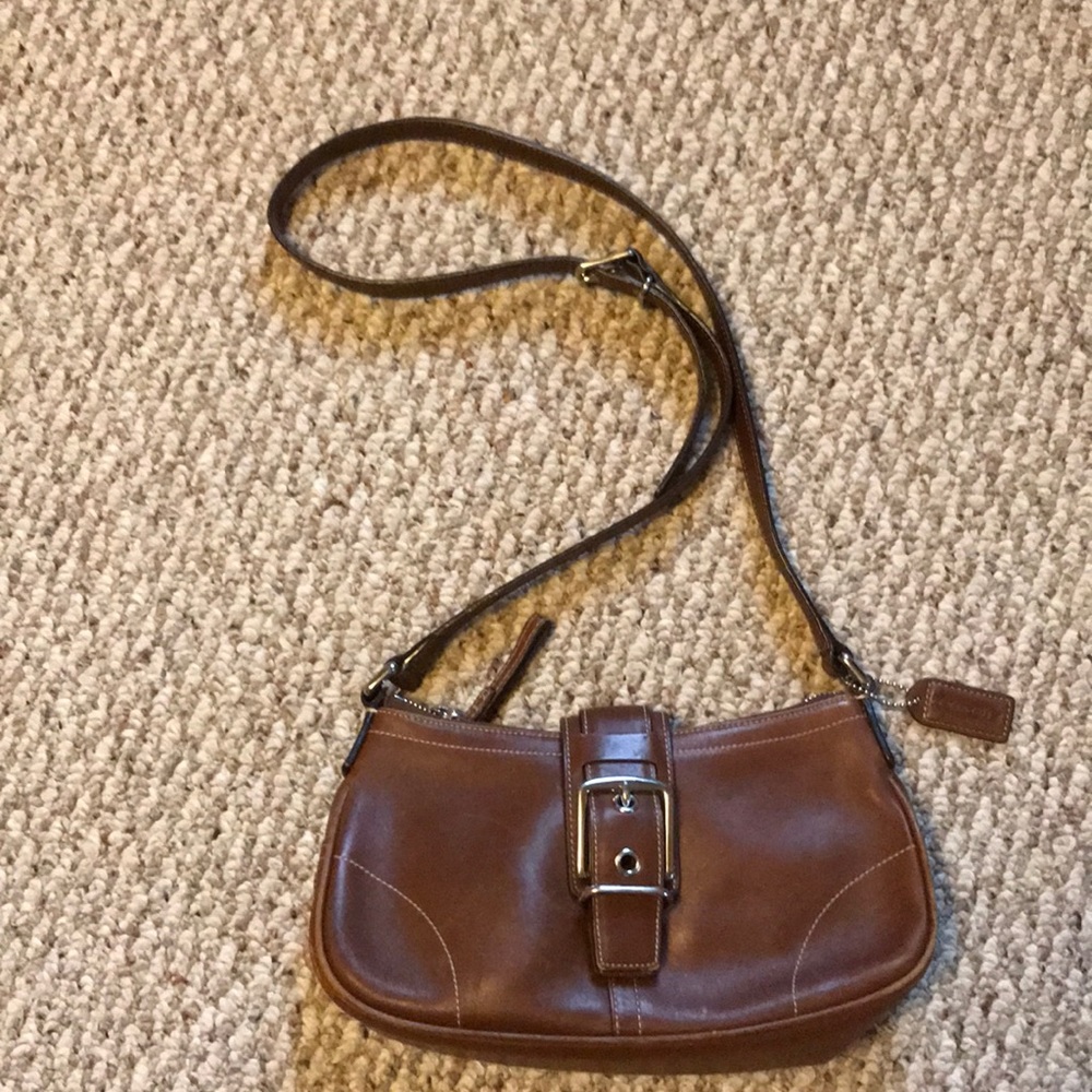 Authentic Coach Hampton crossbody purse 👜